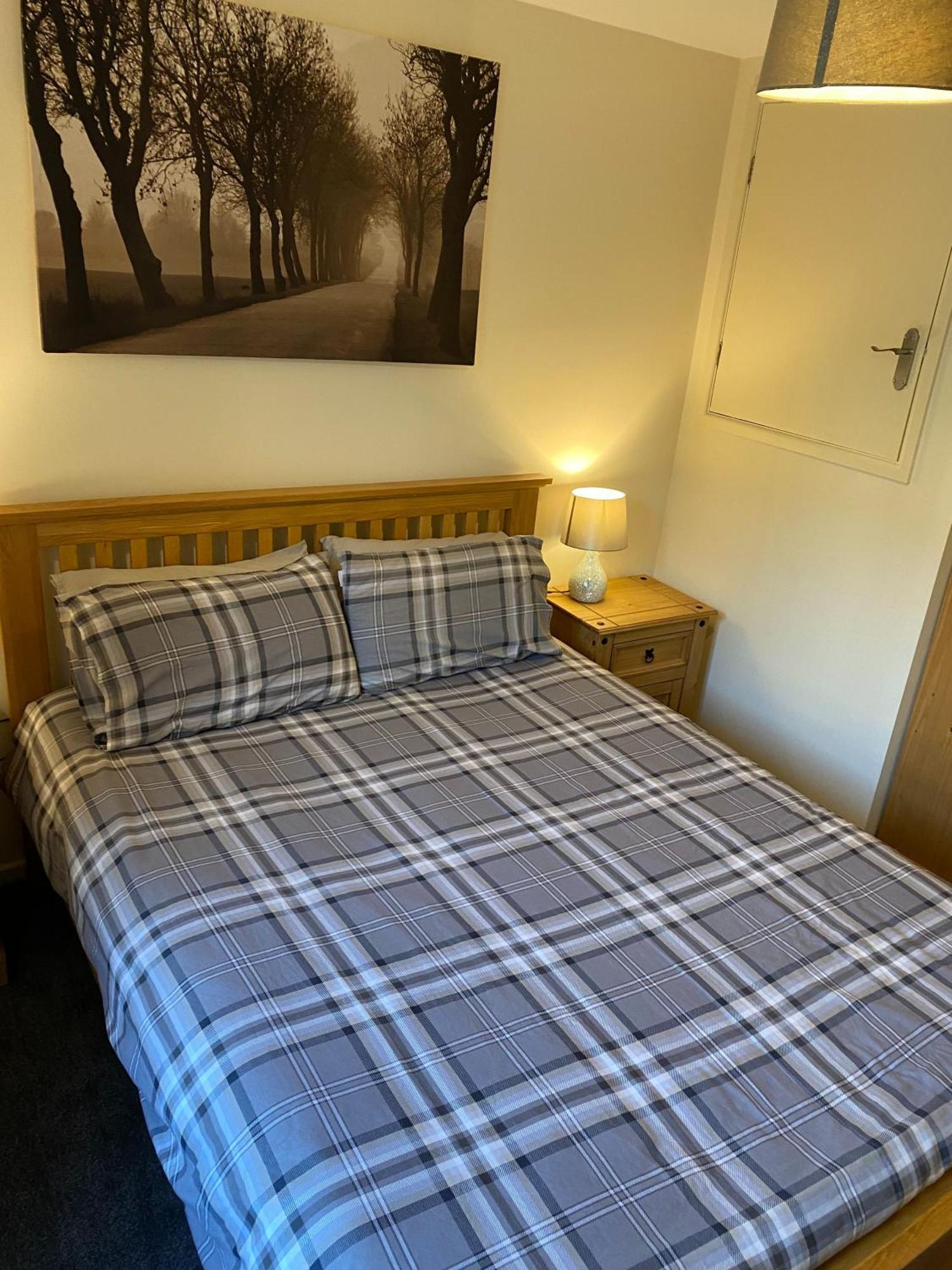 River Courtyard Apartment In The Heart Of Stneots 성니오츠 외부 사진