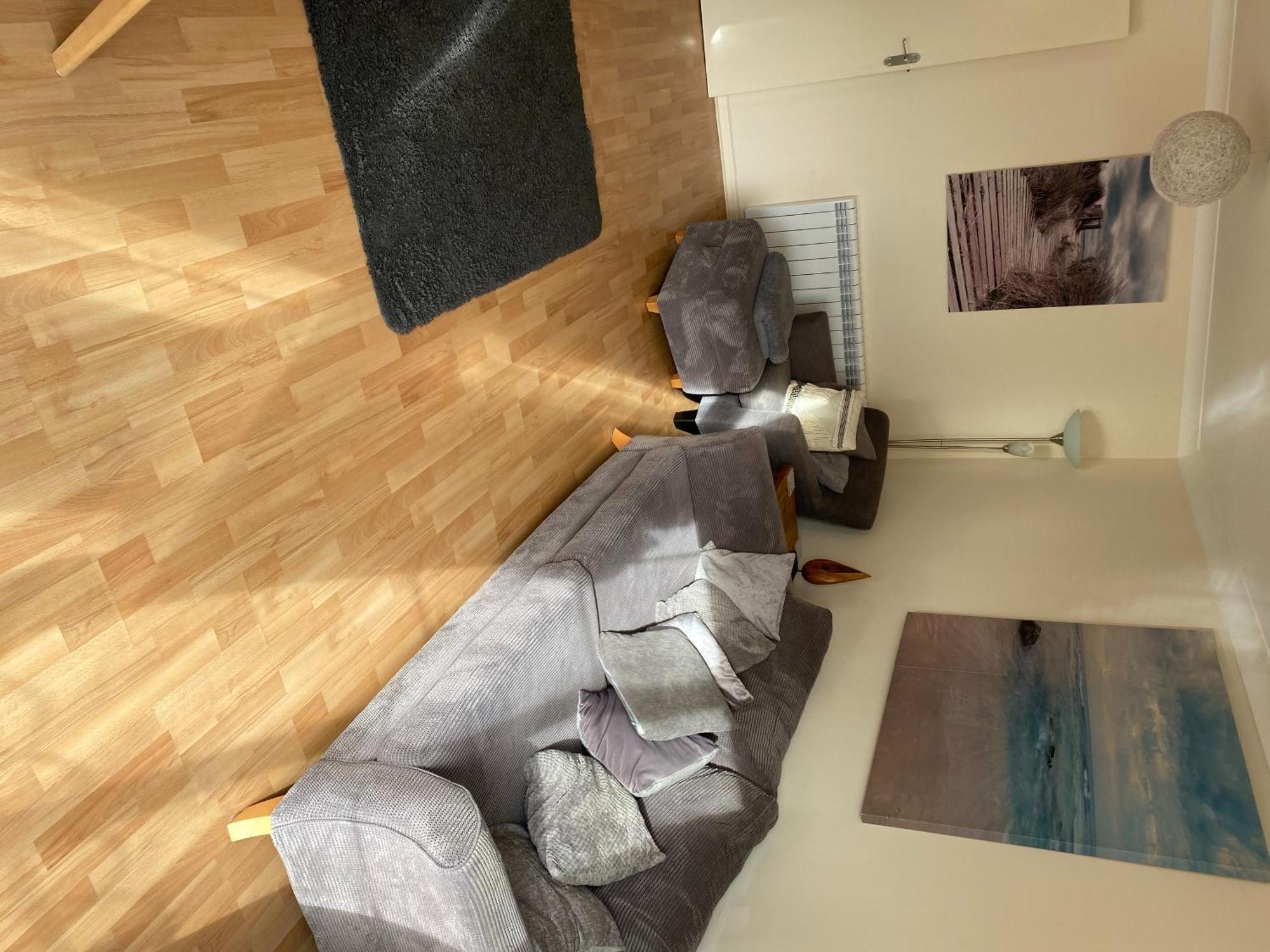 River Courtyard Apartment In The Heart Of Stneots 성니오츠 외부 사진